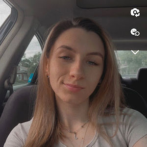 Meet your Posher, Jillian